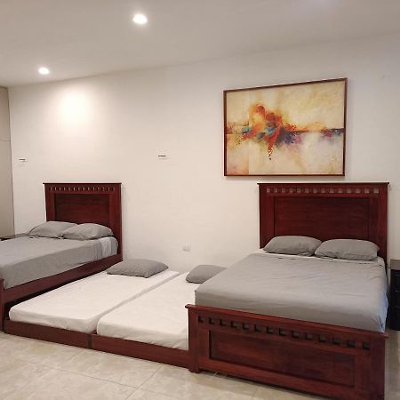 Casa Hector, Con Jacuzzi, Cerca Del Foro Gnp. Villa Mérida Dış mekan fotoğraf