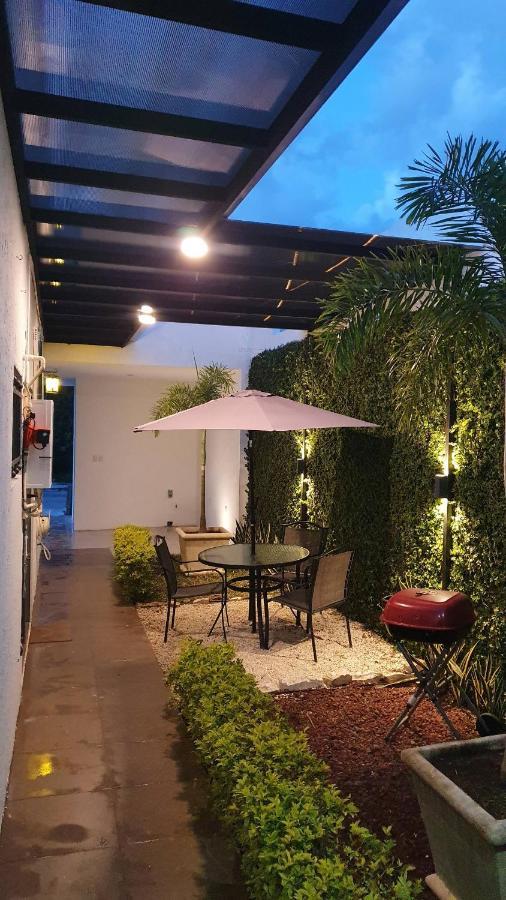 Casa Hector, Con Jacuzzi, Cerca Del Foro Gnp. Villa Mérida Dış mekan fotoğraf