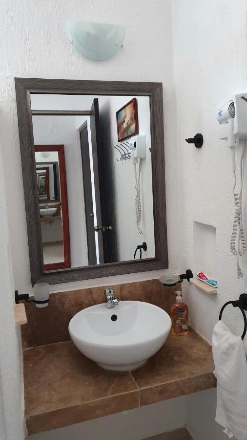 Casa Hector, Con Jacuzzi, Cerca Del Foro Gnp. Villa Mérida Dış mekan fotoğraf