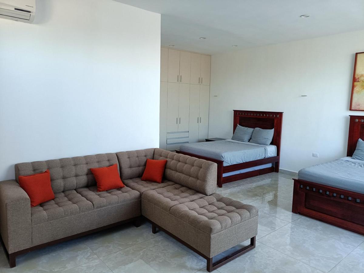 Casa Hector, Con Jacuzzi, Cerca Del Foro Gnp. Villa Mérida Dış mekan fotoğraf