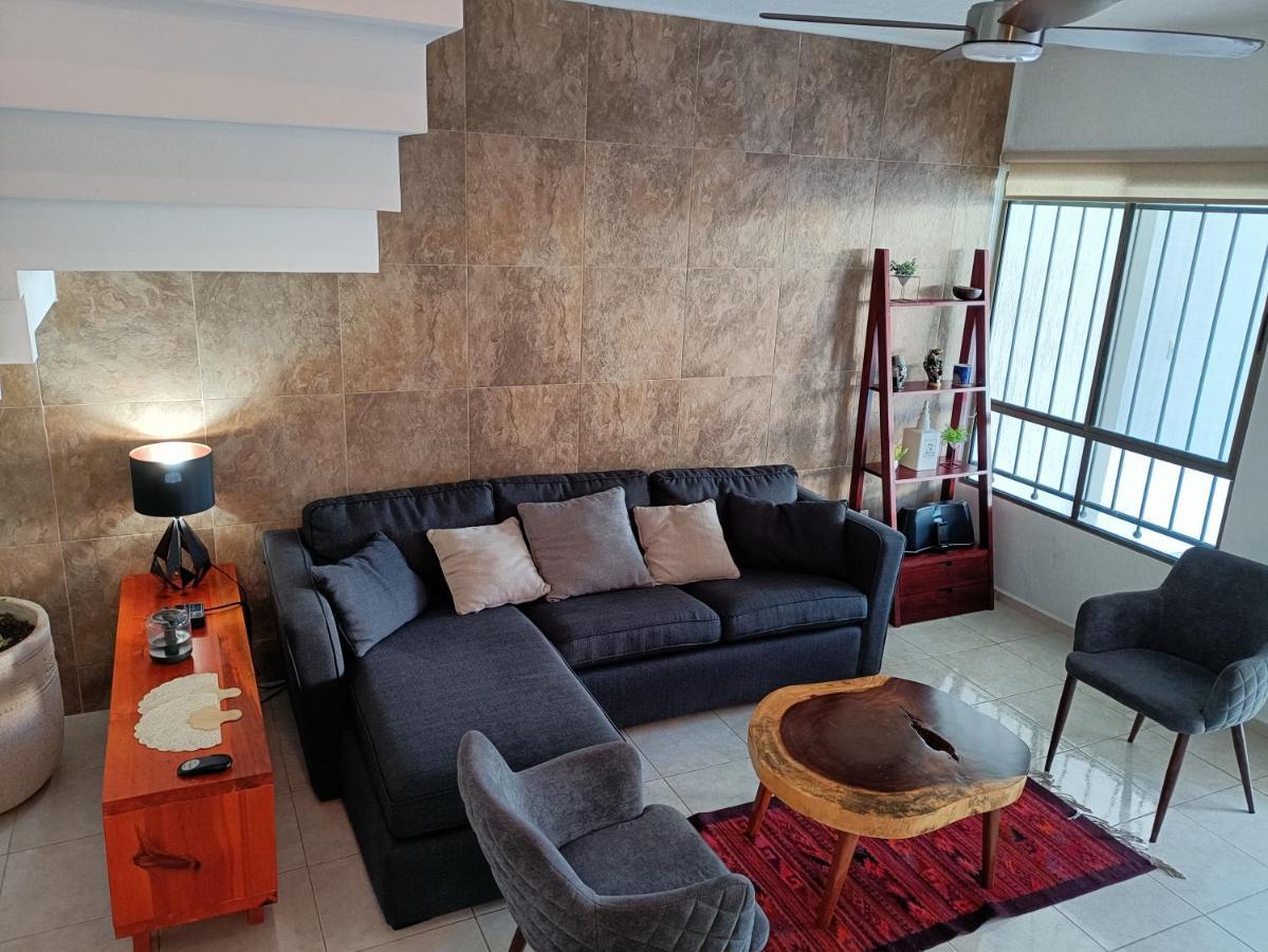 Casa Hector, Con Jacuzzi, Cerca Del Foro Gnp. Villa Mérida Dış mekan fotoğraf