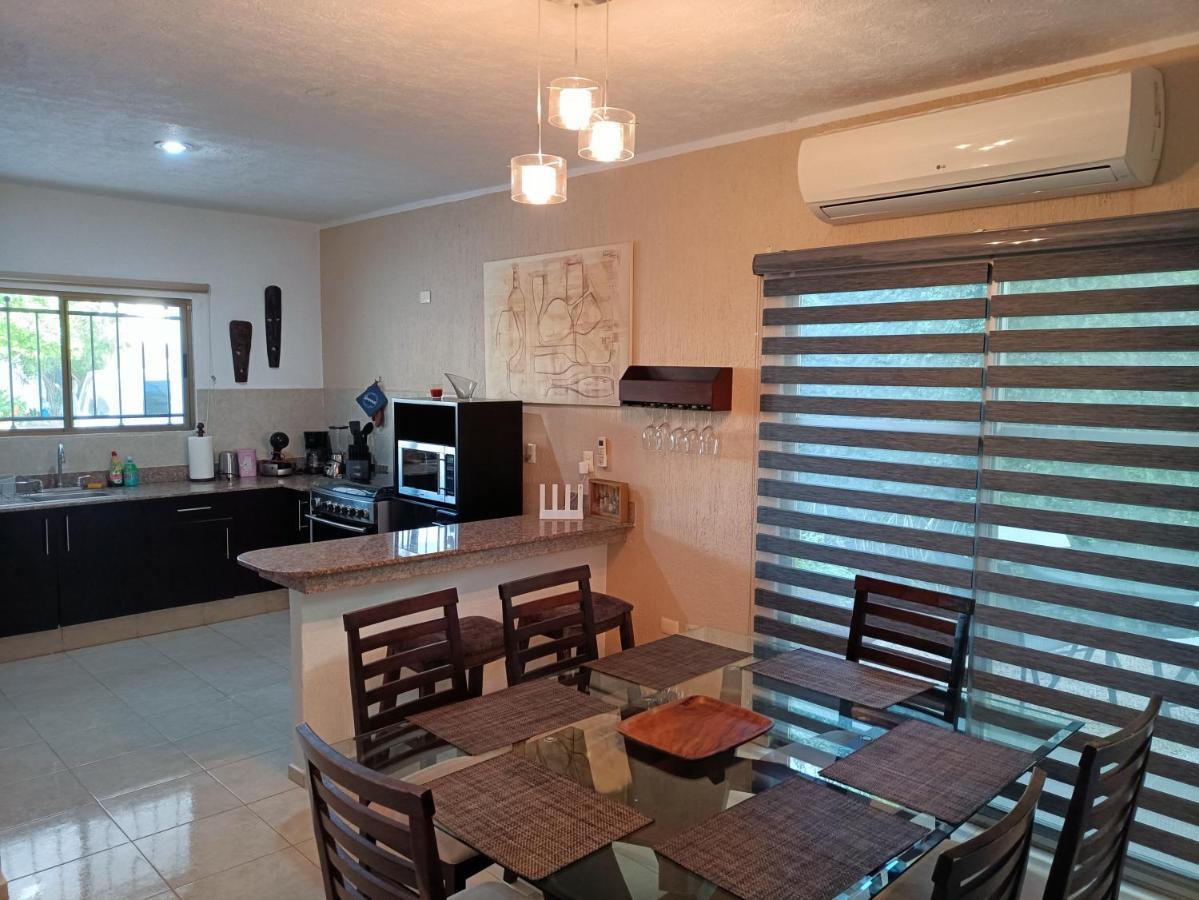 Casa Hector, Con Jacuzzi, Cerca Del Foro Gnp. Villa Mérida Dış mekan fotoğraf
