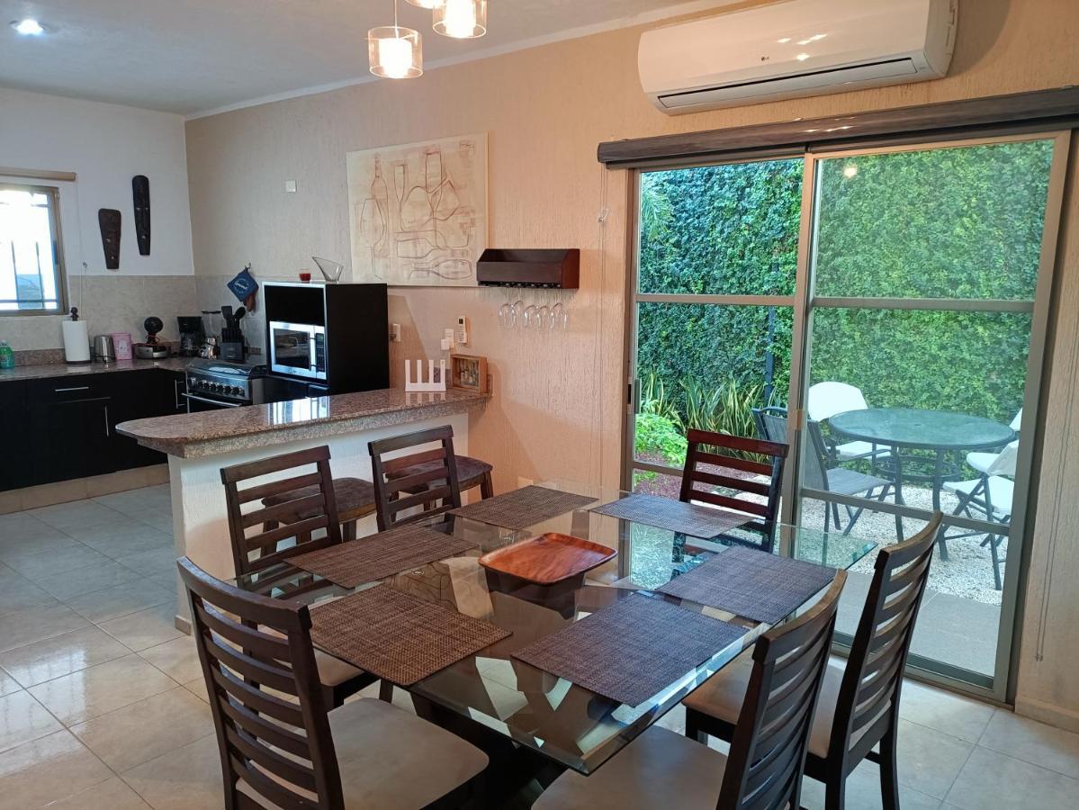 Casa Hector, Con Jacuzzi, Cerca Del Foro Gnp. Villa Mérida Dış mekan fotoğraf
