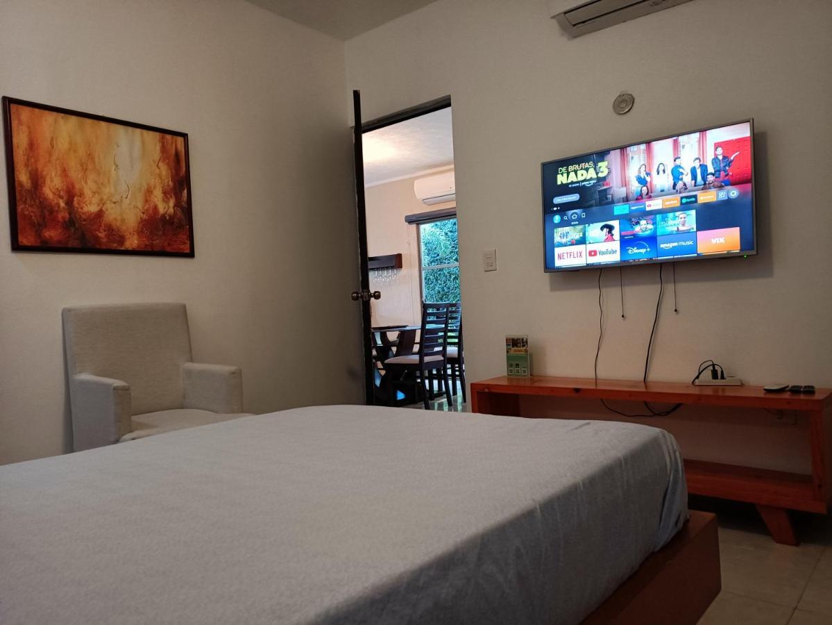Casa Hector, Con Jacuzzi, Cerca Del Foro Gnp. Villa Mérida Dış mekan fotoğraf