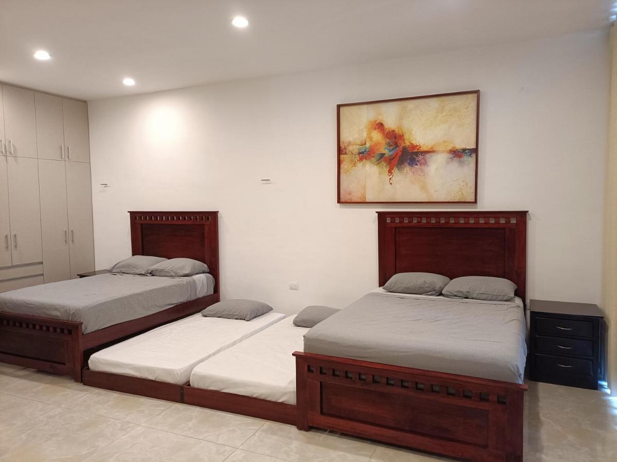 Casa Hector, Con Jacuzzi, Cerca Del Foro Gnp. Villa Mérida Dış mekan fotoğraf